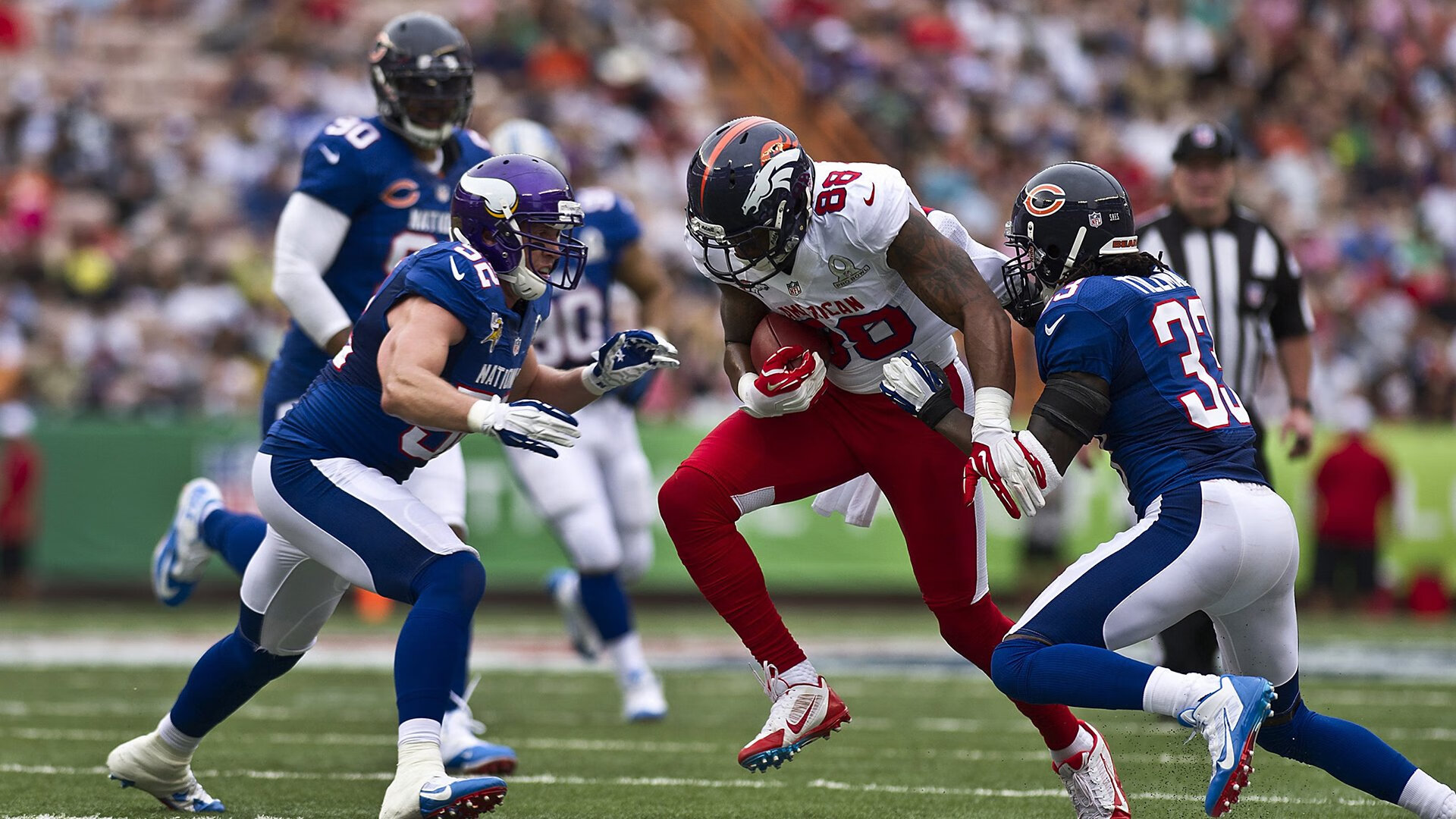 湖人在季后赛中发挥出色，詹姆斯全场砍下50分，引爆全场！，湖人季后赛詹姆斯数据